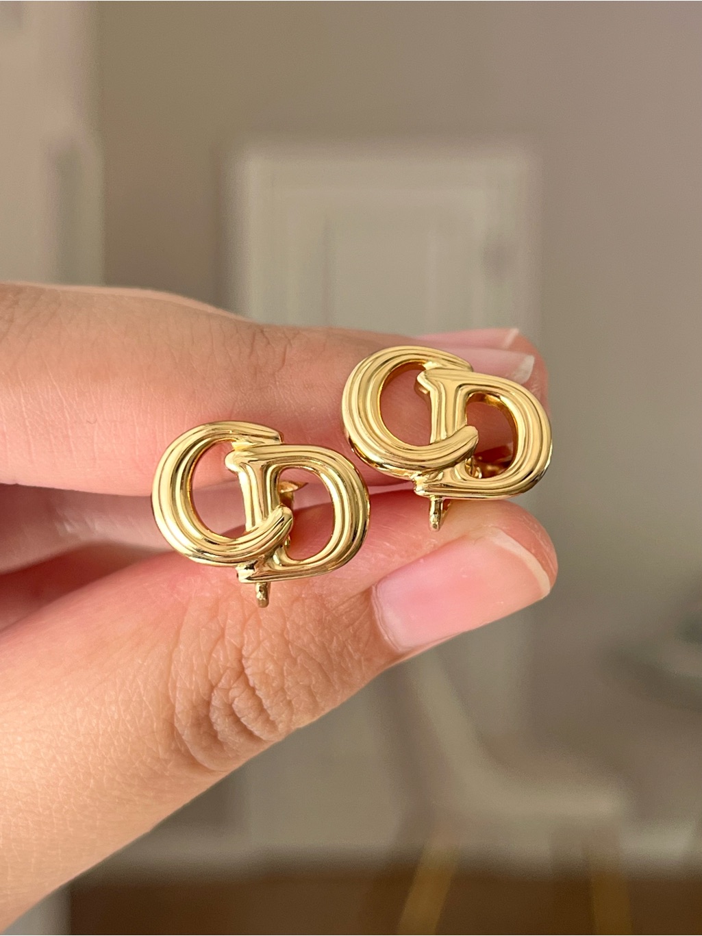 Vintage Christian Dior Classic Interlocking Cd Logo Monogram Clip-On Earrings